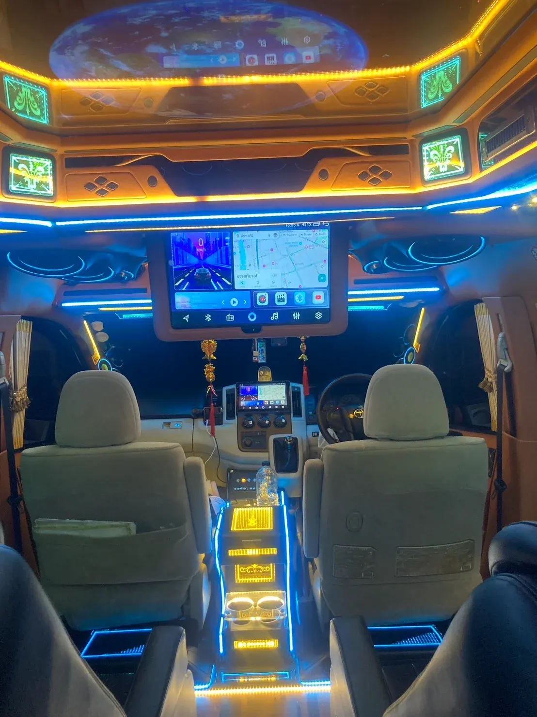 รถตู้วีไอพี โตโยต้า คอมมิวเตอร์ โฉมใหม่ (เจเนอเรชันที่ 6 / รหัส H300)